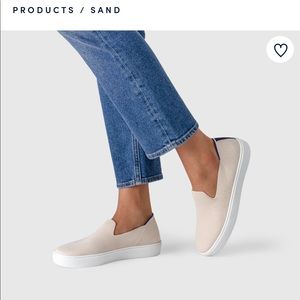 Rothys Sneaker in Sand